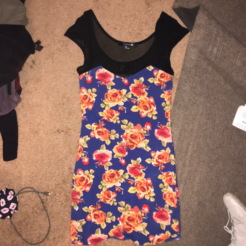Gorgeous floral mesh cocktail dress